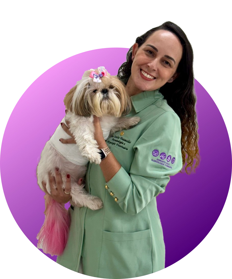 Dra. Ana Carolina Vasconcelos, dermatologista e alergologista veterinária em Campinas